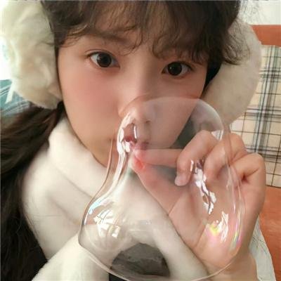 眼里余光都是你
