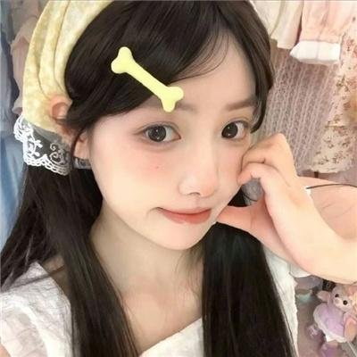 梅艳芳菲
